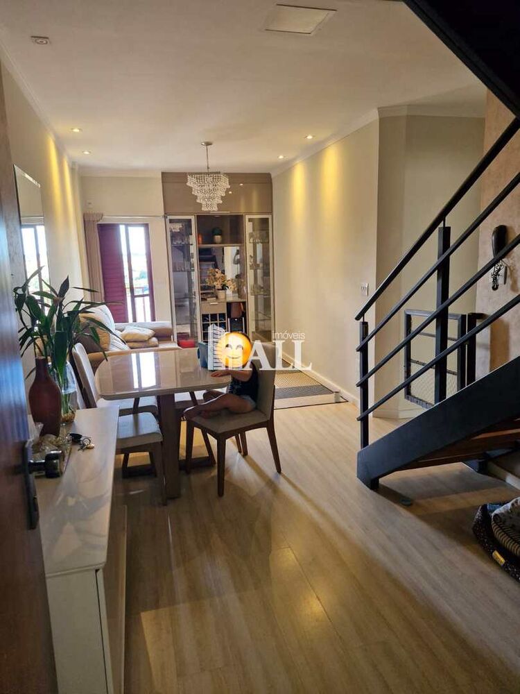 Cobertura, 3 quartos, 185 m² - Foto 1