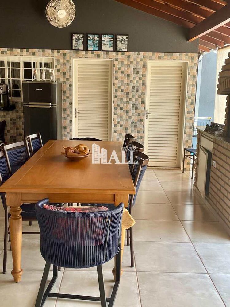 Casa, 3 quartos, 220 m² - Foto 1