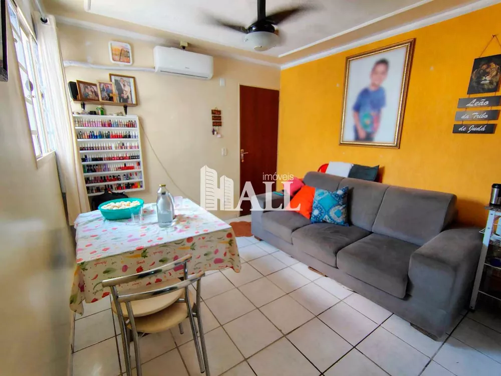 Apartamento à venda com 2 quartos, 50m² - Foto 1