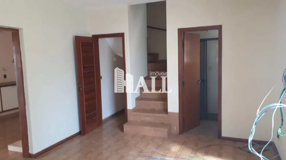 Casa, 4 quartos, 262 m² - Foto 1