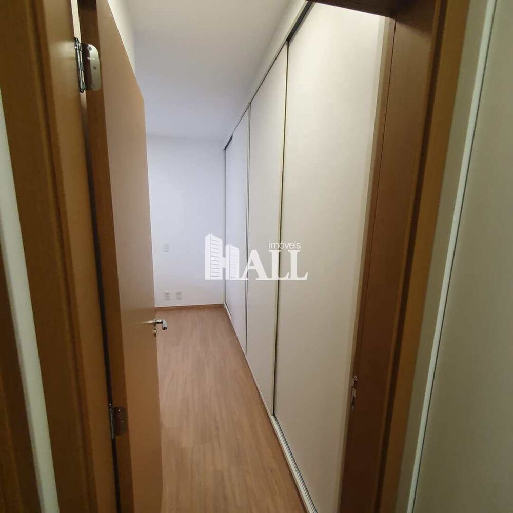 Apartamento à venda com 2 quartos, 65m² - Foto 1