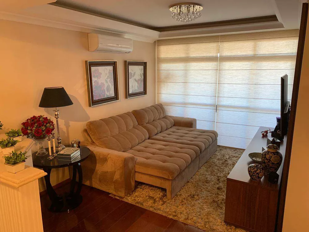 Apartamento à venda com 3 quartos, 140m² - Foto 3