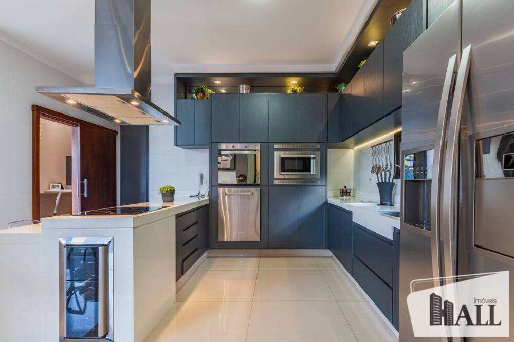 Casa de Condomínio à venda com 3 quartos, 250m² - Foto 5