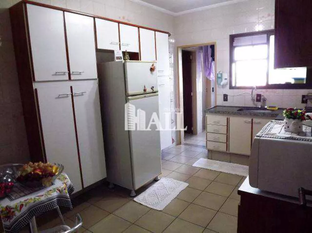 Apartamento à venda com 3 quartos, 115m² - Foto 3