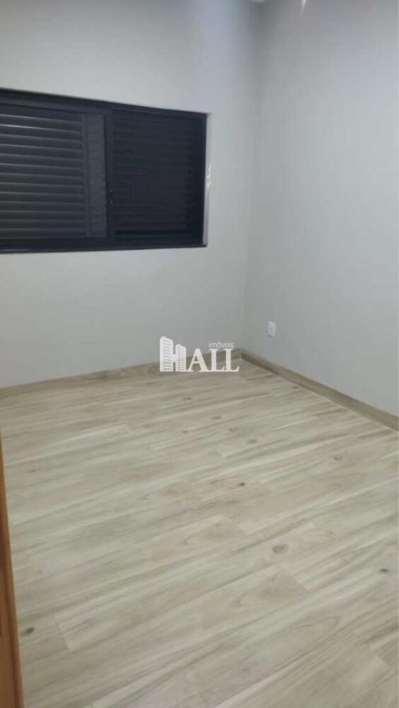 Casa à venda com 4 quartos, 230m² - Foto 4