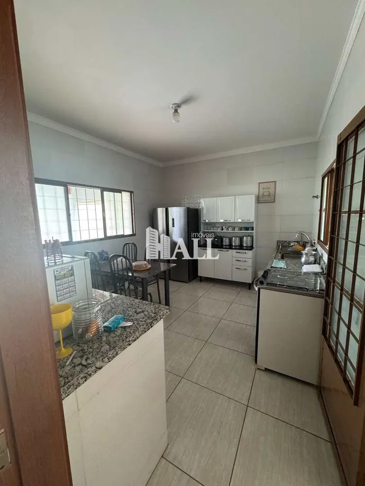 Casa, 3 quartos, 210 m² - Foto 1