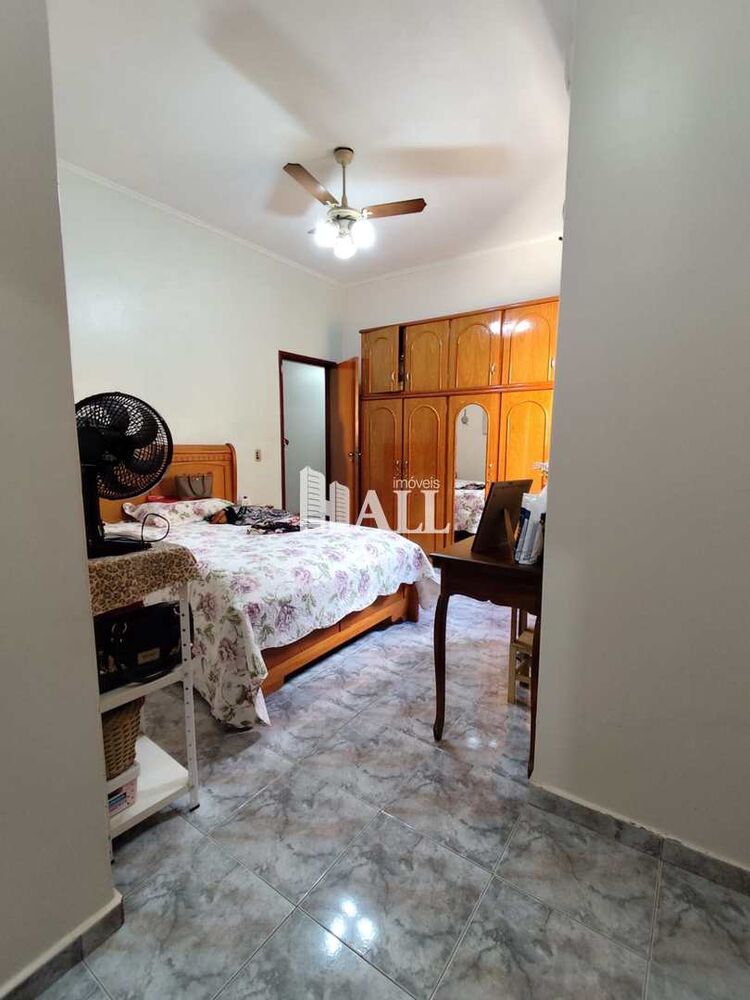 Casa, 3 quartos, 250 m² - Foto 1