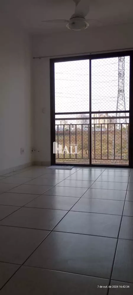 Apartamento à venda com 2 quartos, 60m² - Foto 1