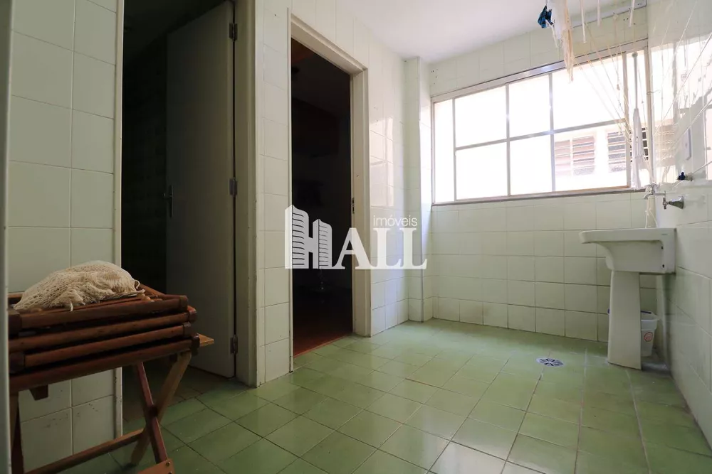 Apartamento à venda com 4 quartos, 270m² - Foto 4