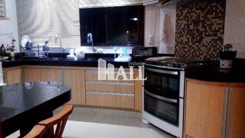Apartamento, 3 quartos, 142 m² - Foto 3