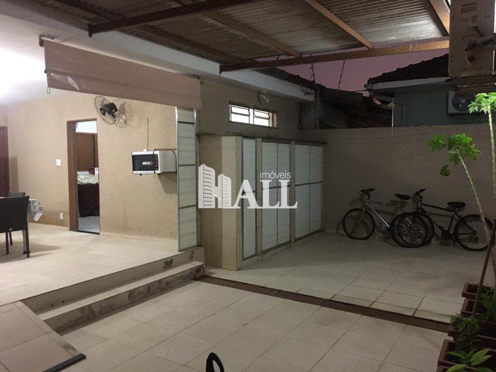 Casa, 4 quartos, 230 m² - Foto 3