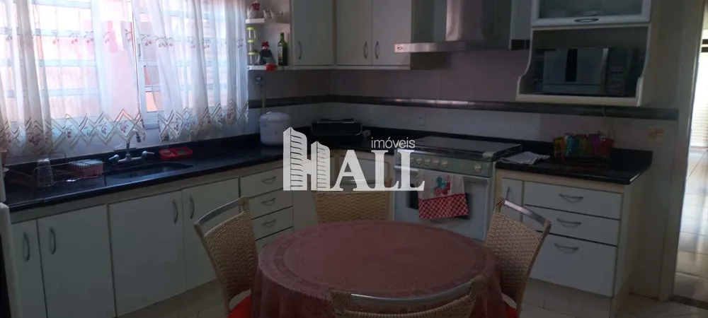 Casa, 3 quartos, 204 m² - Foto 2