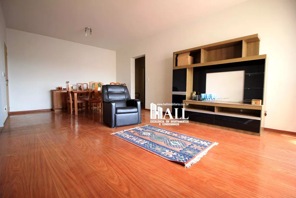 Apartamento à venda com 3 quartos, 103m² - Foto 1