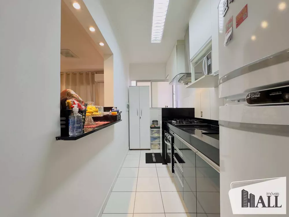 Apartamento à venda com 3 quartos, 70m² - Foto 4