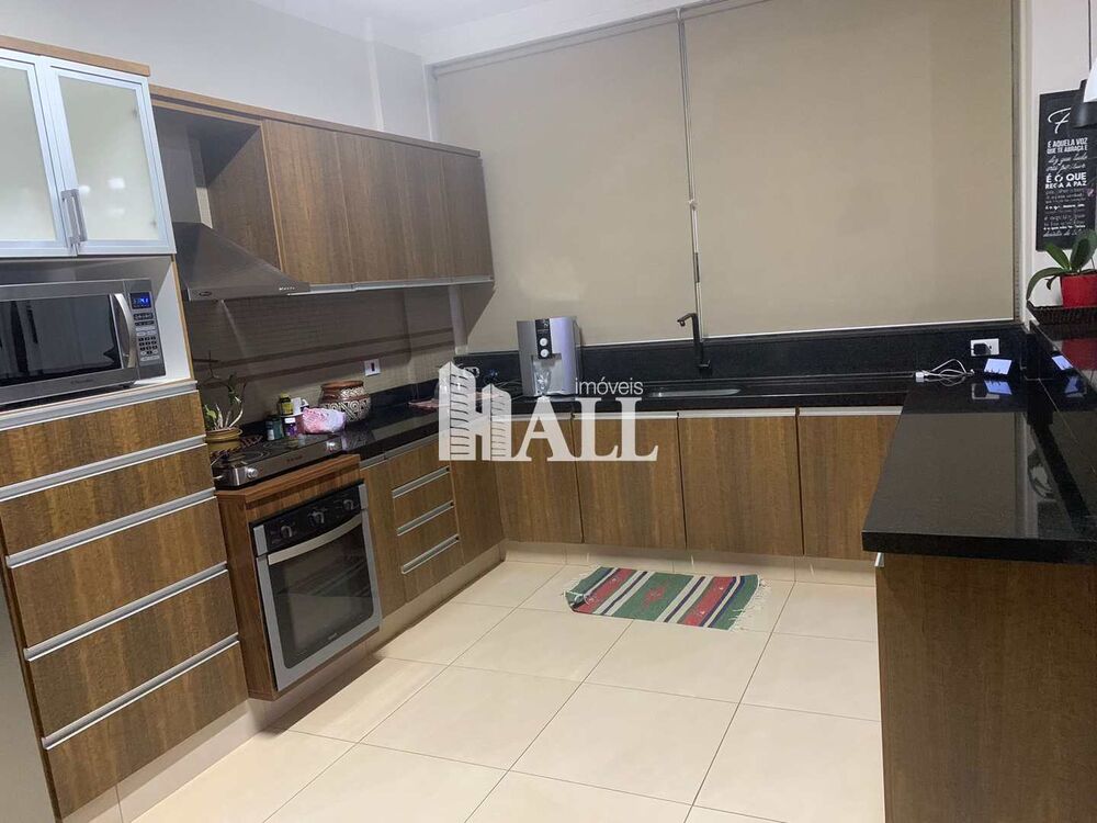 Apartamento, 3 quartos, 175 m² - Foto 1