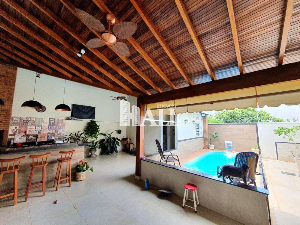 Casa, 4 quartos, 250 m² - Foto 3