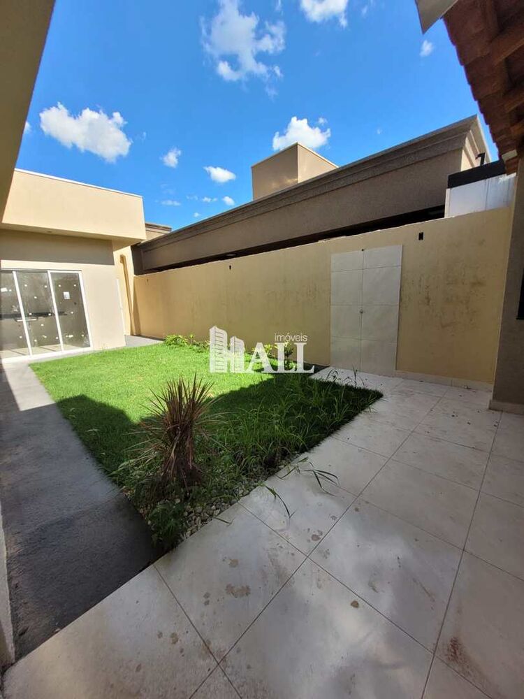 Casa à venda com 3 quartos, 105m² - Foto 4
