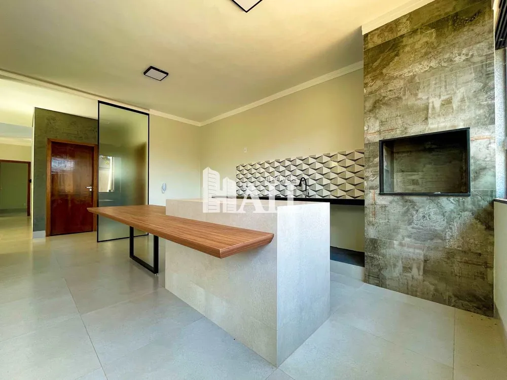 Casa, 3 quartos, 134 m² - Foto 1