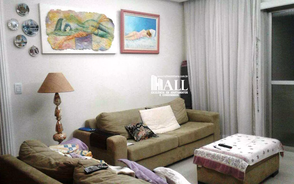 Apartamento à venda com 3 quartos, 130m² - Foto 1