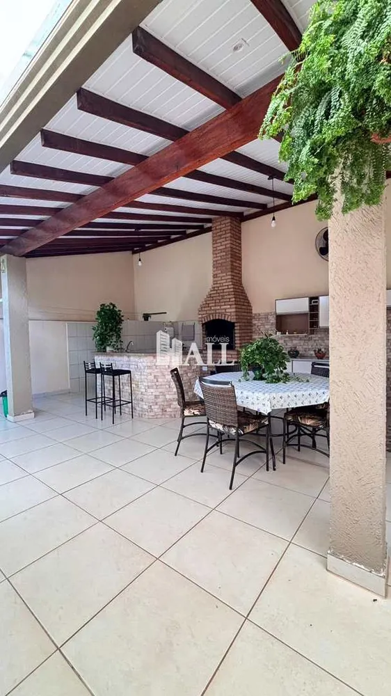 Casa, 3 quartos, 290 m² - Foto 1