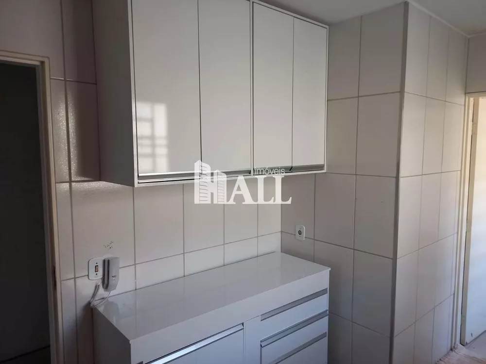 Apartamento à venda com 2 quartos, 60m² - Foto 3