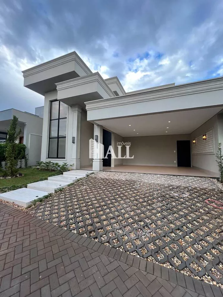 Casa de Condomínio à venda com 3 quartos, 215m² - Foto 3