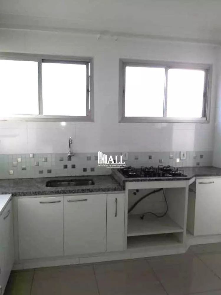 Apartamento à venda com 3 quartos, 168m² - Foto 4