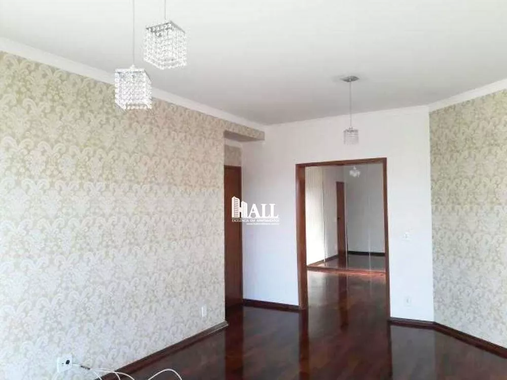 Apartamento à venda com 3 quartos, 168m² - Foto 1