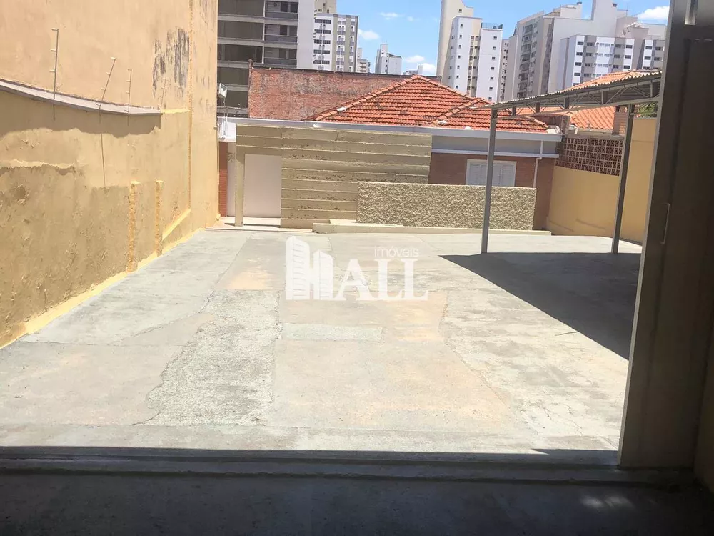 Casa à venda com 3 quartos, 189m² - Foto 1