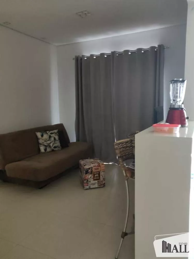 Apartamento à venda com 2 quartos, 70m² - Foto 1