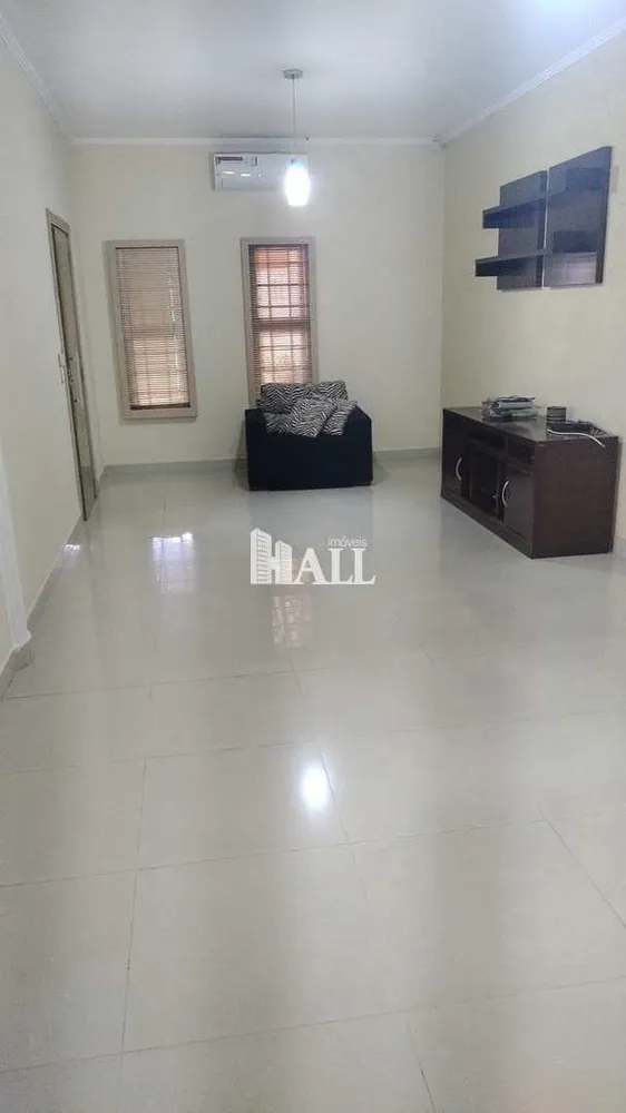 Casa, 3 quartos, 221 m² - Foto 2