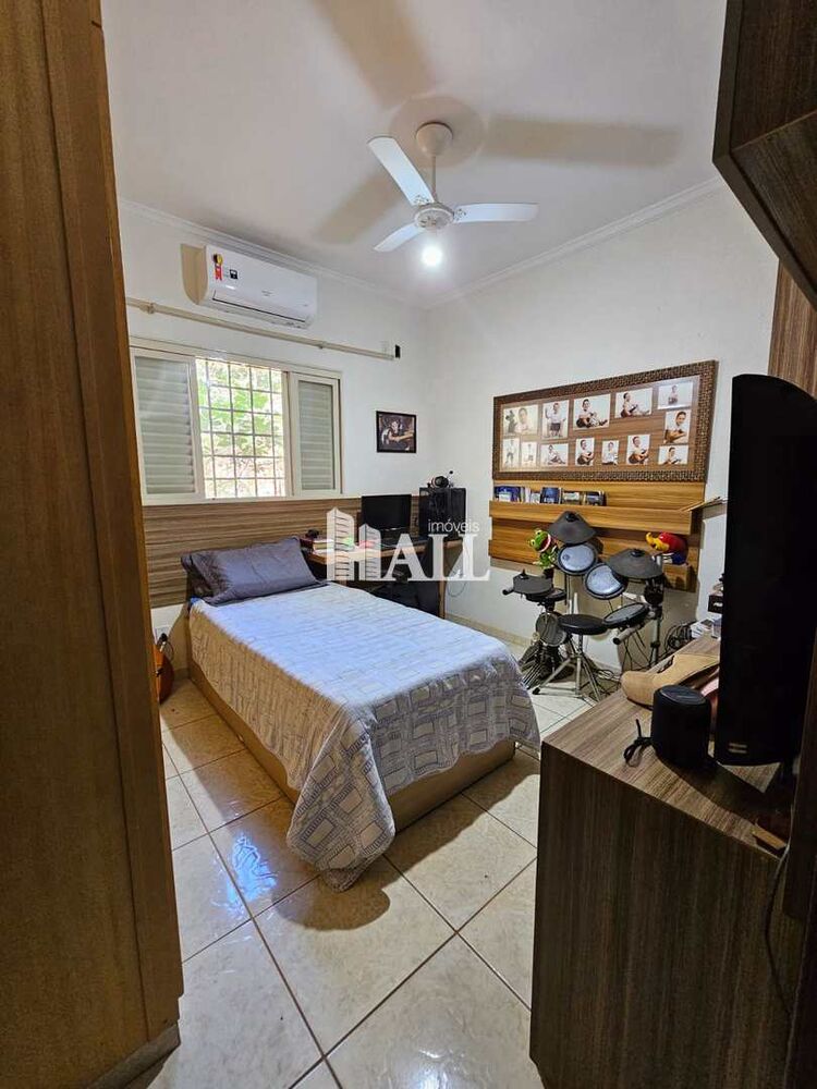 Chácara à venda com 3 quartos, 234m² - Foto 14