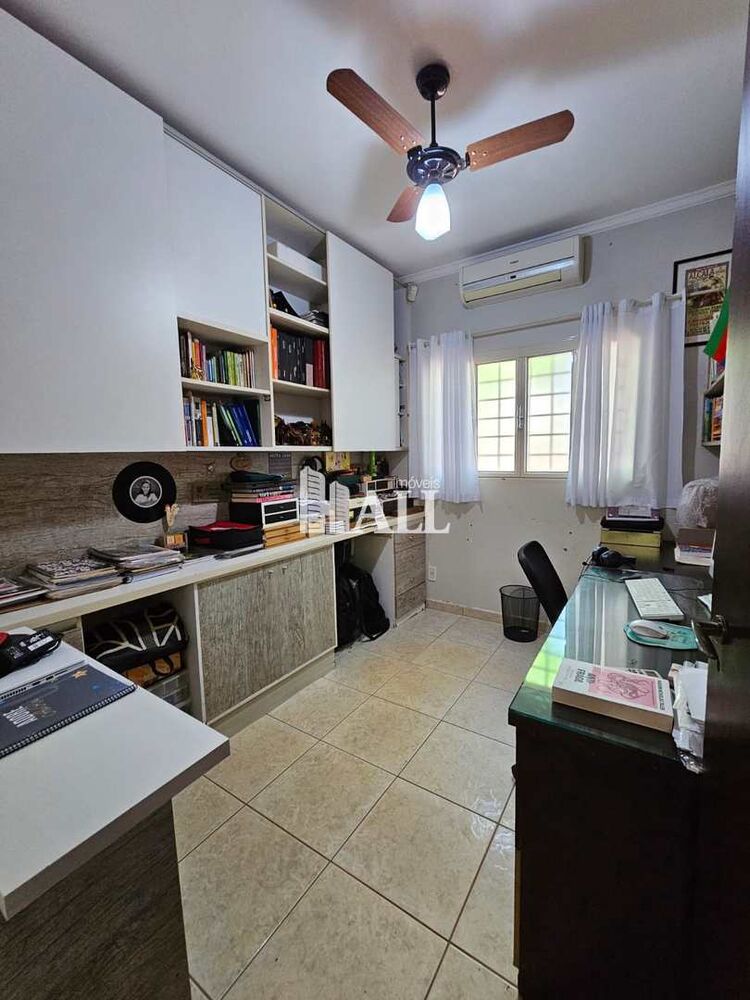 Chácara à venda com 3 quartos, 234m² - Foto 10