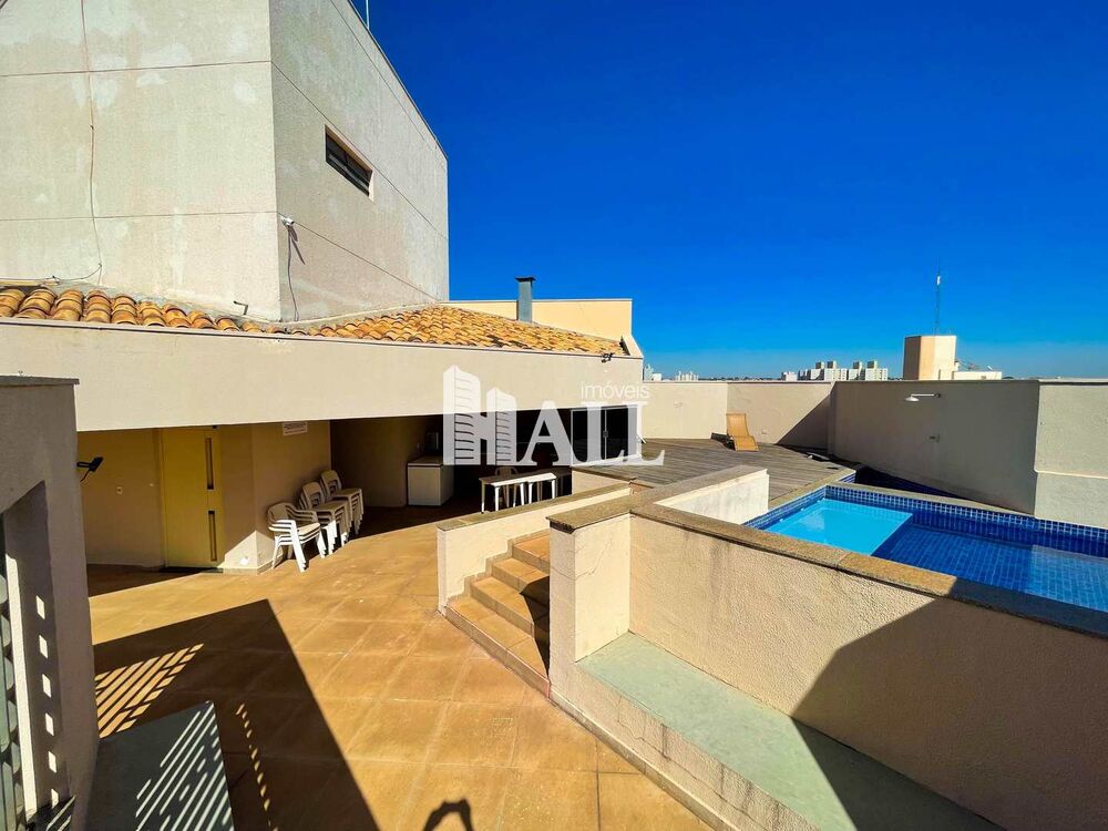 Apartamento à venda com 3 quartos, 140m² - Foto 3