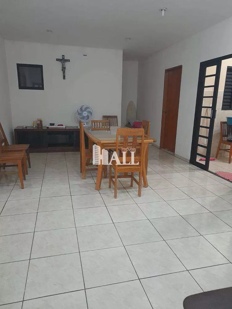 Casa à venda com 3 quartos, 140m² - Foto 3