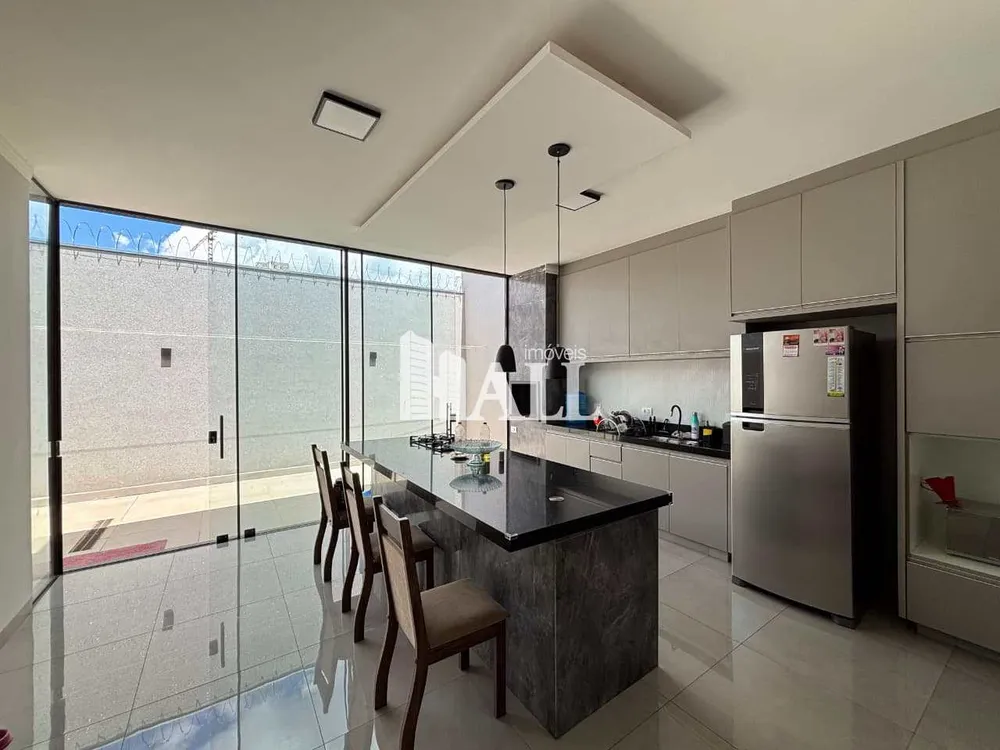 Casa, 3 quartos, 124 m² - Foto 2