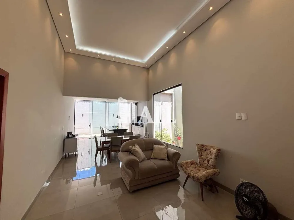 Casa, 3 quartos, 124 m² - Foto 1