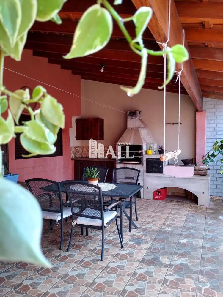 Casa, 4 quartos, 196 m² - Foto 1