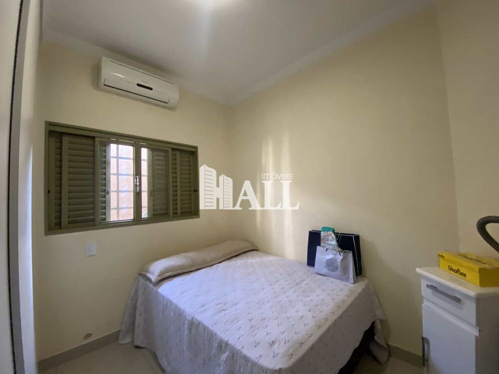 Casa, 3 quartos, 199 m² - Foto 2