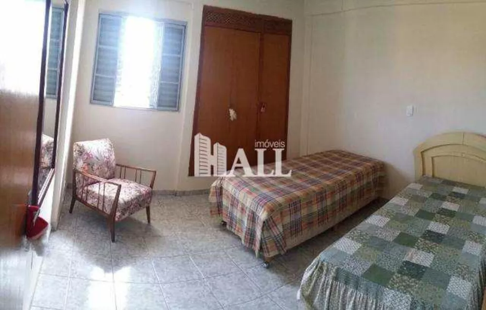 Apartamento à venda com 3 quartos, 100m² - Foto 4