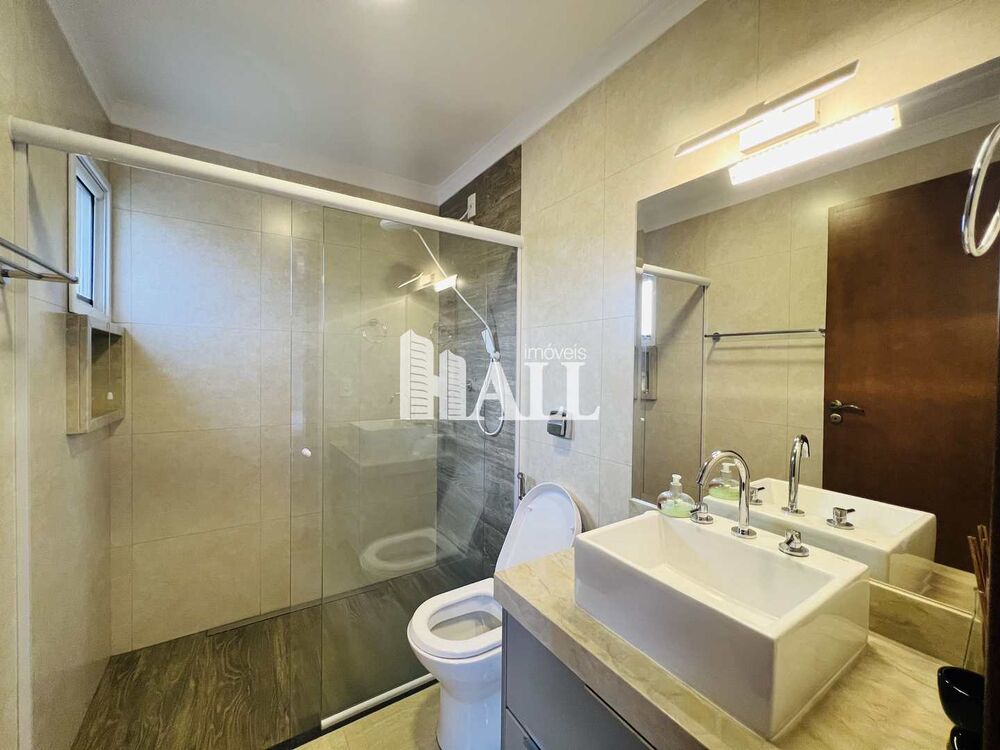 Casa de Condomínio à venda com 4 quartos, 377m² - Foto 3