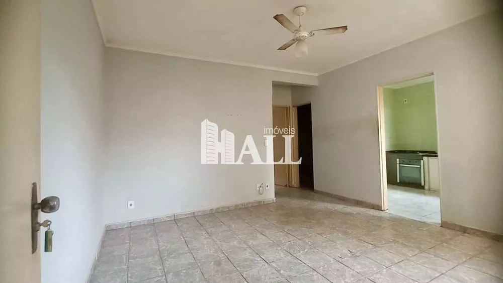 Apartamento à venda com 2 quartos, 70m² - Foto 1