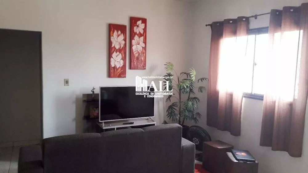 Apartamento à venda com 3 quartos, 108m² - Foto 1