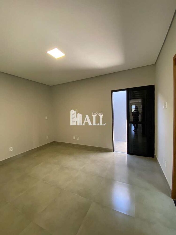 Casa à venda com 2 quartos, 82m² - Foto 2