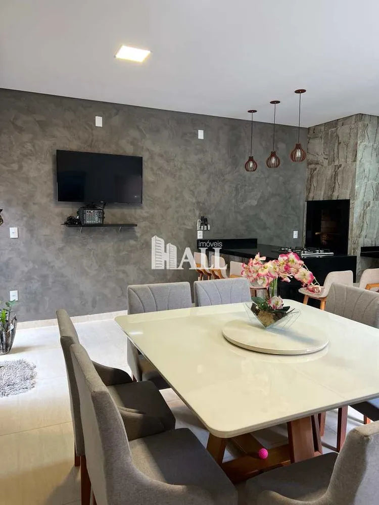 Casa, 3 quartos, 184 m² - Foto 1