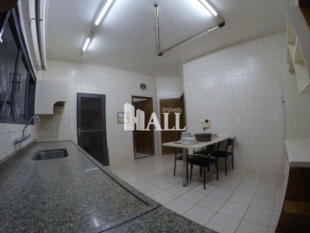 Casa à venda com 3 quartos, 280m² - Foto 4