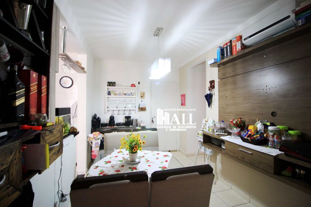 Apartamento à venda com 2 quartos, 56m² - Foto 3