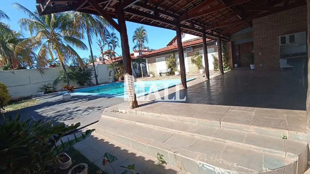 Casa, 4 quartos, 250 m² - Foto 2