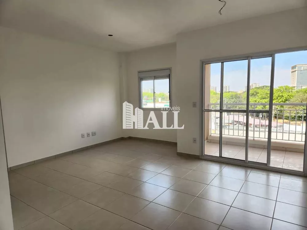 Apartamento à venda com 2 quartos, 77m² - Foto 1