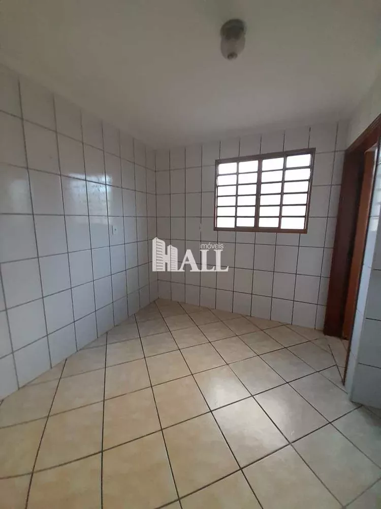 Apartamento à venda com 2 quartos, 70m² - Foto 3